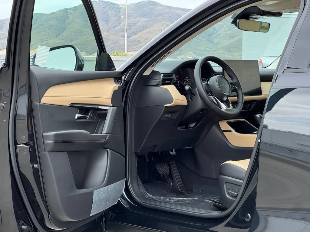 New 2026 Jet Black Mica Mazda 2.5 S Premium Plus AWD image 8