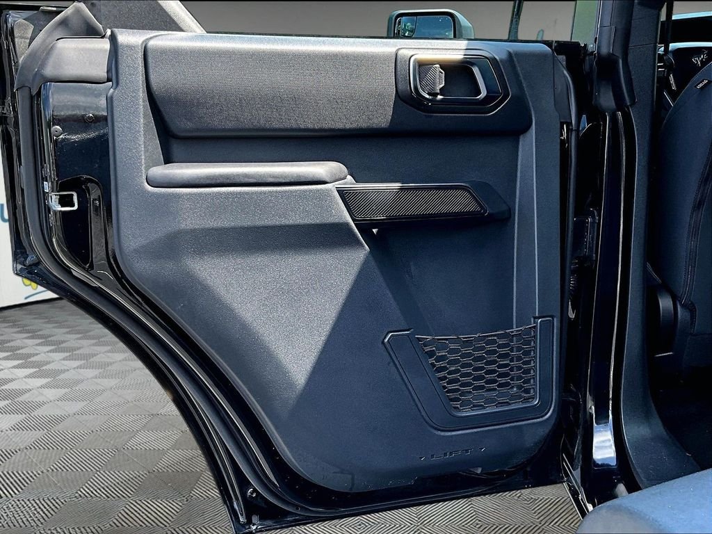 Used 2025 Black Ford Base image 23