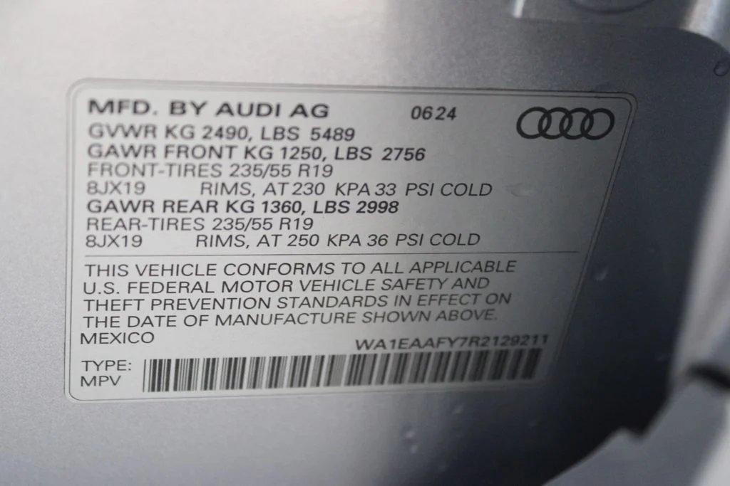 Used 2024 Silver Metallic Audi 45 S line Premium image 32
