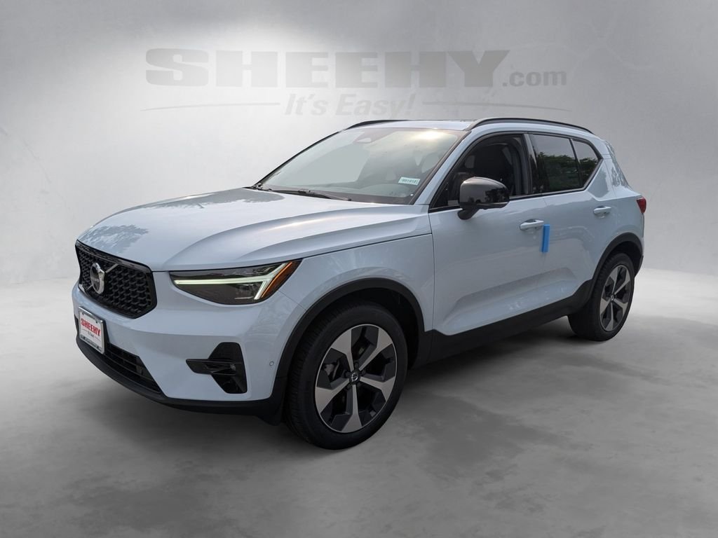 2026 Volvo XC40 Plus - Photo 27