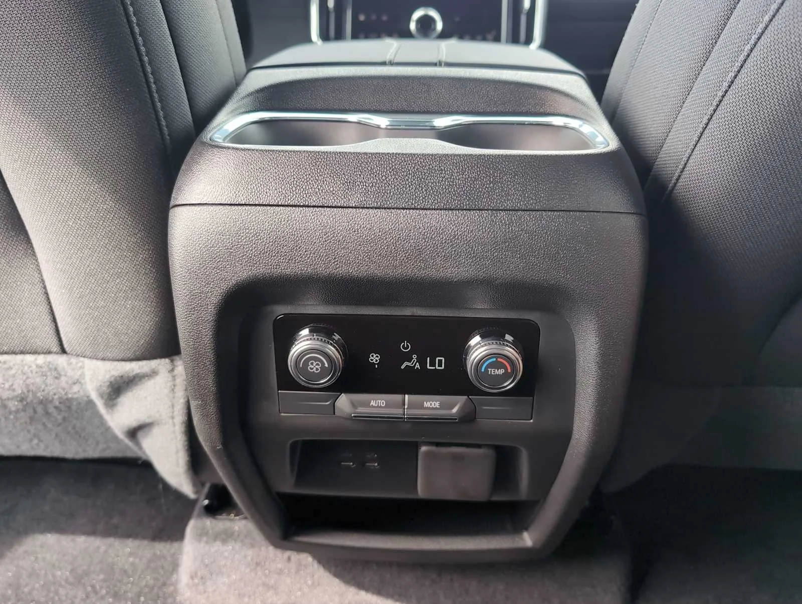 2025 GMC Acadia Elevation - Photo 21