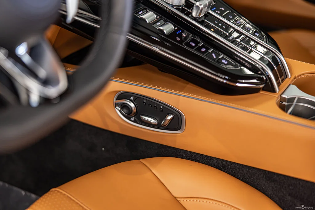 Used 2025 Silver Aston Martin Base image 19