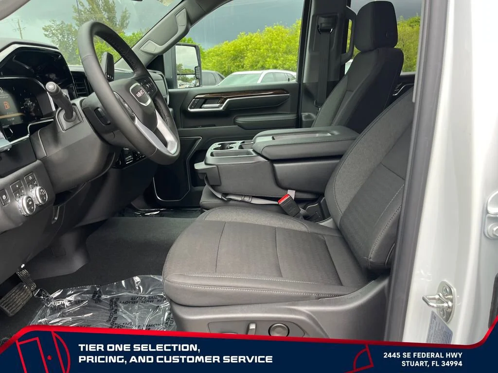 New 2026 Summit White GMC SLE image 9