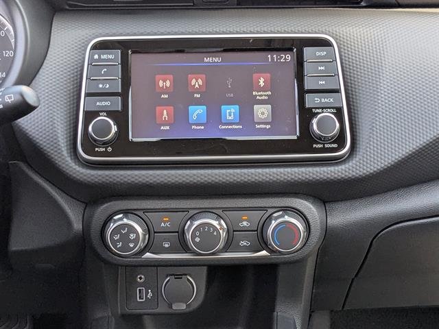 2025 Nissan KICKS PLAY Base - Photo 18