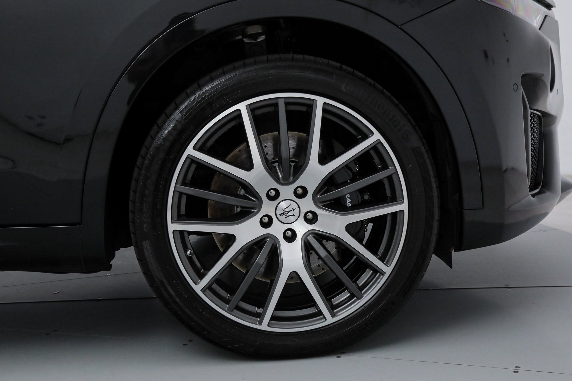 Used 2022 Black Maserati Modena S image 20