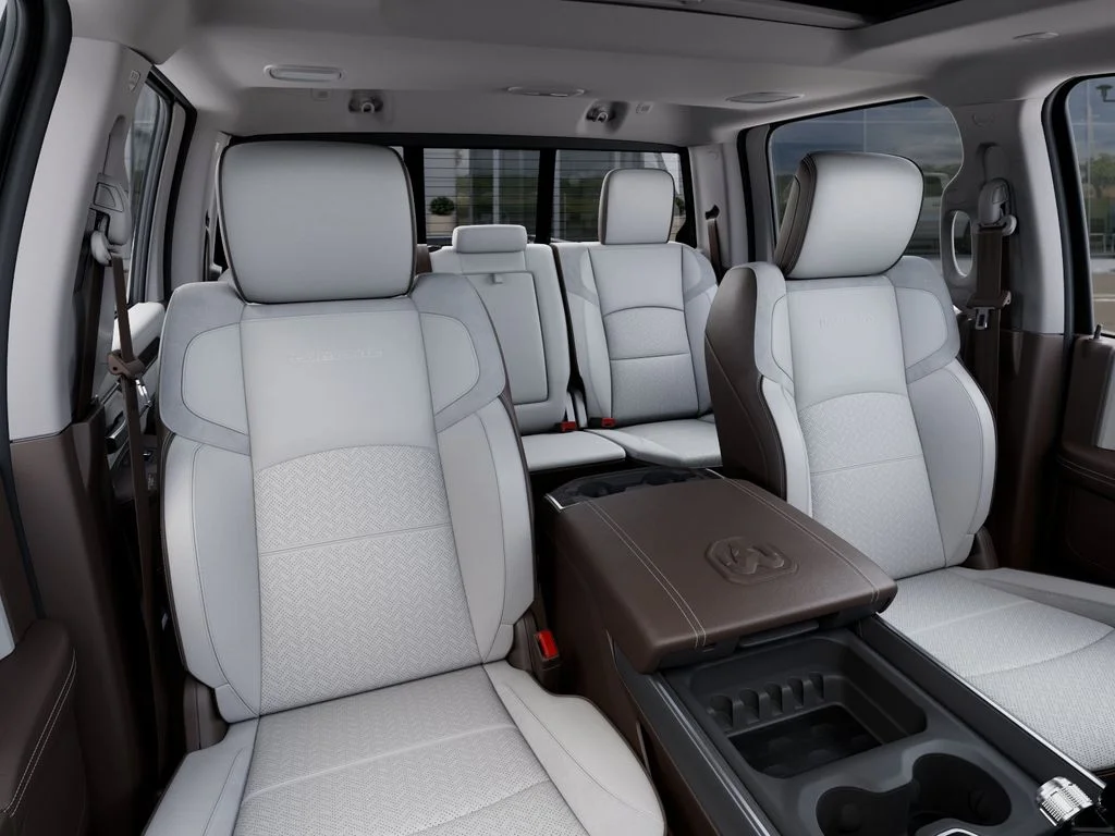 New 2026 Bright White Clear-Coat Exterior Paint RAM Laramie image 17