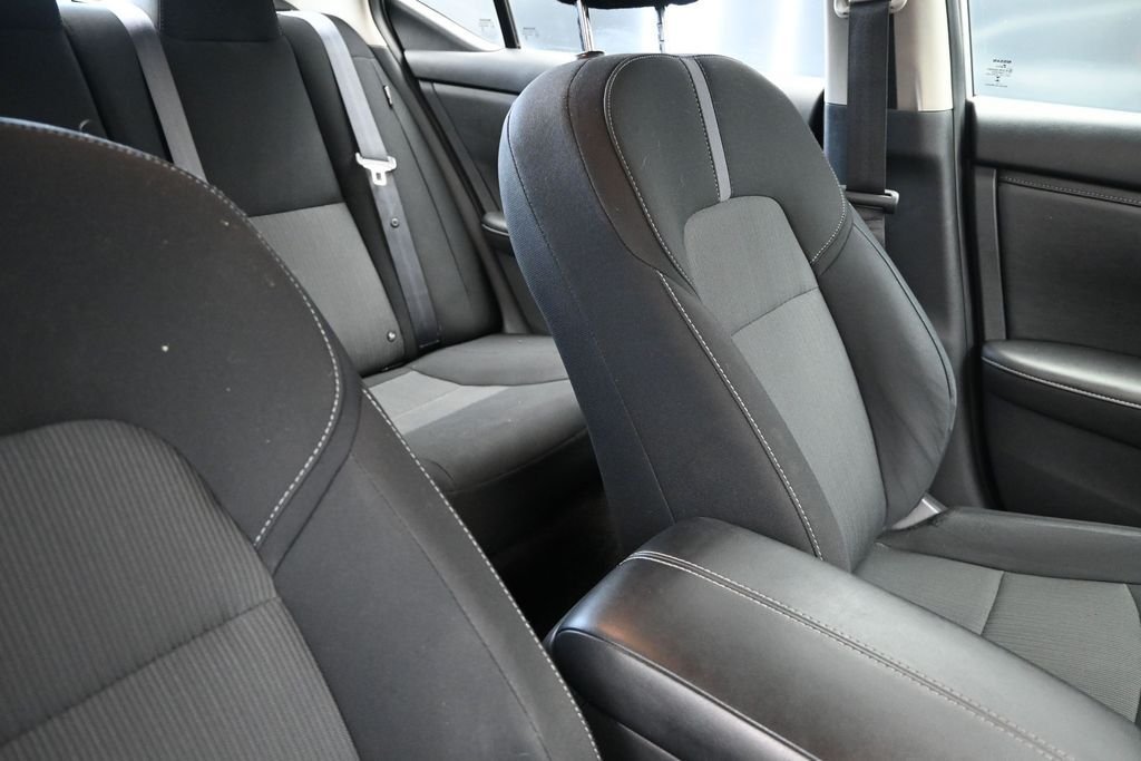 Used 2023 Silver Nissan SV image 25