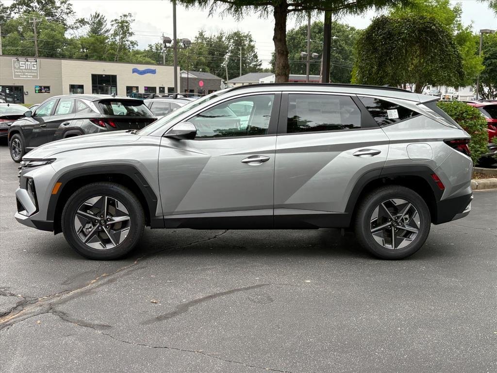 New 2026 Shimmering Silver Hyundai SEL image 17
