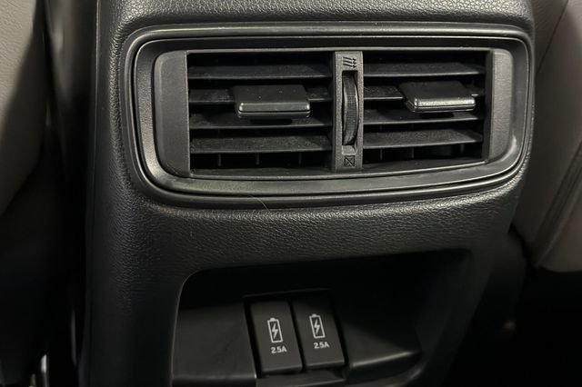 Used 2019 Lunar Silver Metallic Honda EX-L image 18