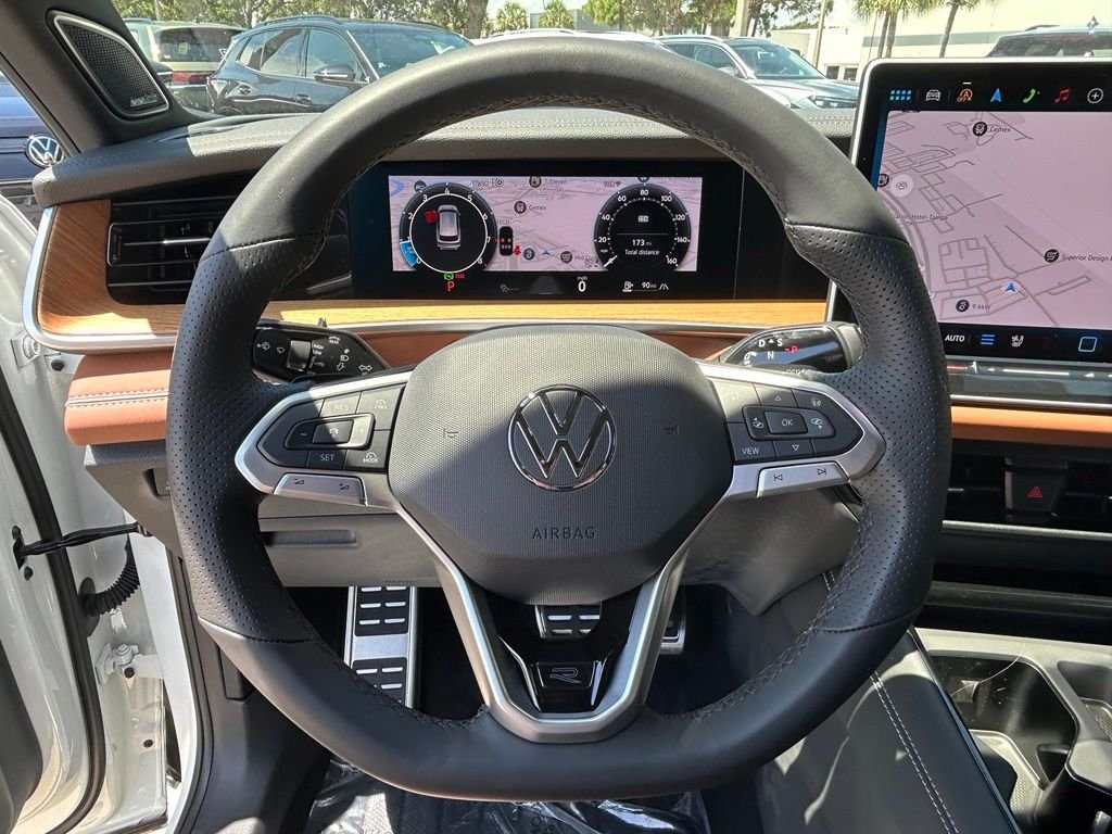 New 2026 White/off-white Volkswagen SEL R-Line Turbo image 20