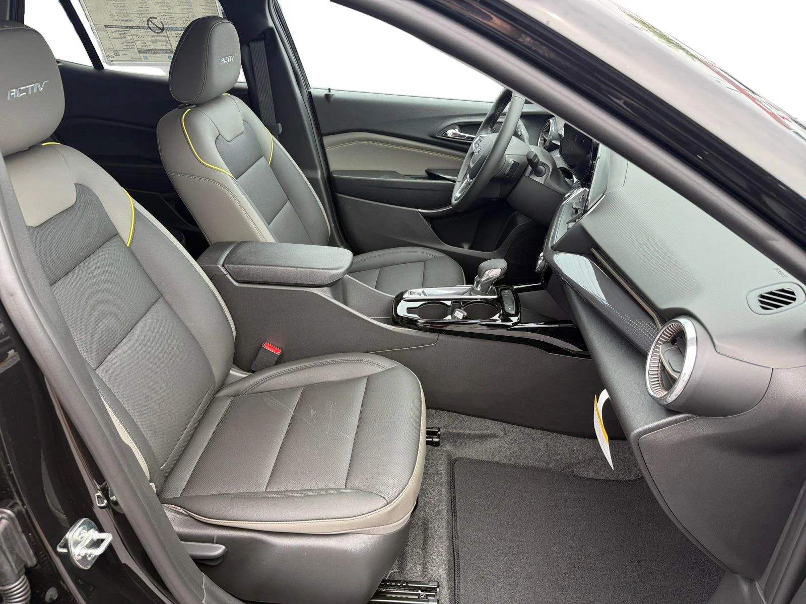 2026 Chevrolet Trax Activ - Photo 26