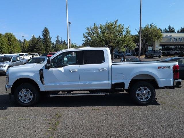 New 2026 Oxford White Ford F-250® XLT image 2