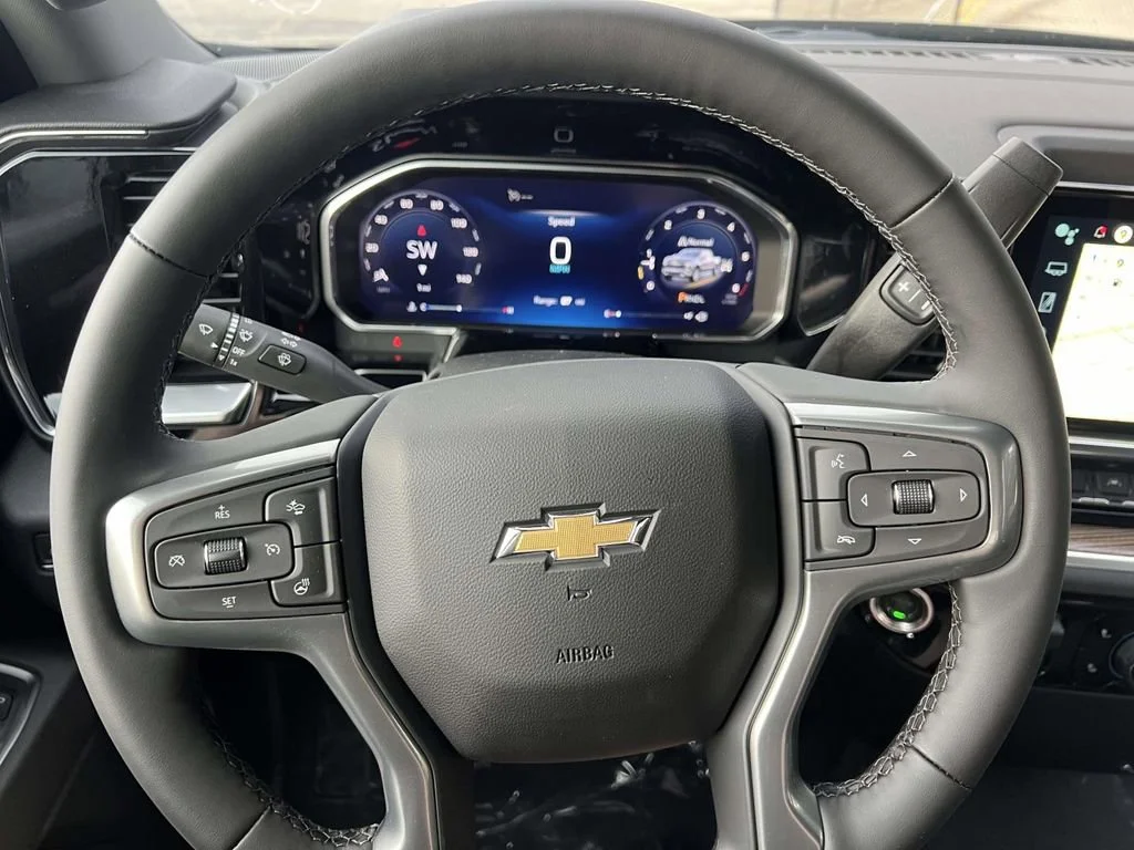 Used 2026 Summit White Chevrolet LT (2FL) image 15