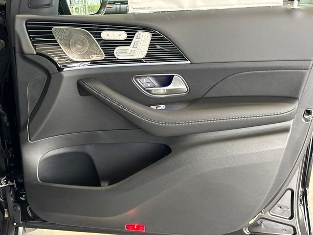 New 2026 Obsidian Black Metallic Mercedes-Benz GLE 450 image 34