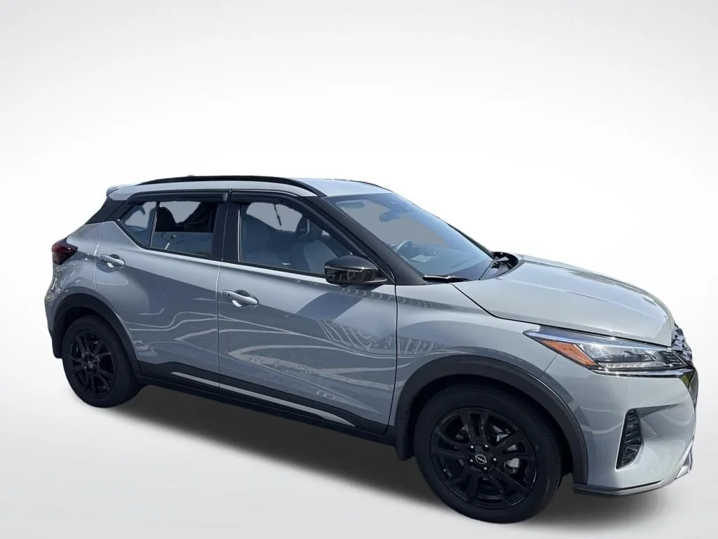 Certified Used 2024 Gray Nissan SR image 11