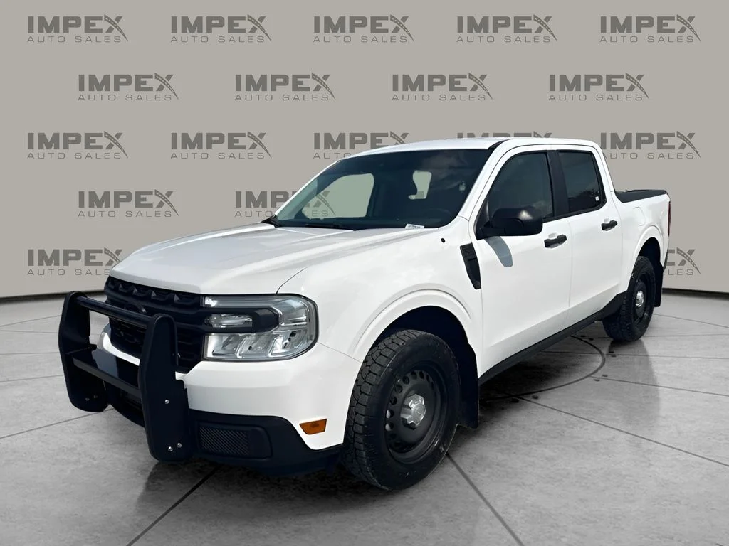 Used 2024 White Ford XL image 1