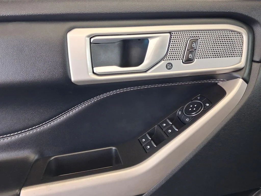 2023 Ford Explorer Limited - Photo 27