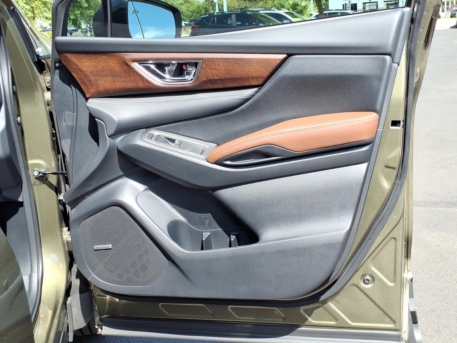 New 2026 AUTUMN GREEN METALLIC Subaru Touring 7-Passenger image 20