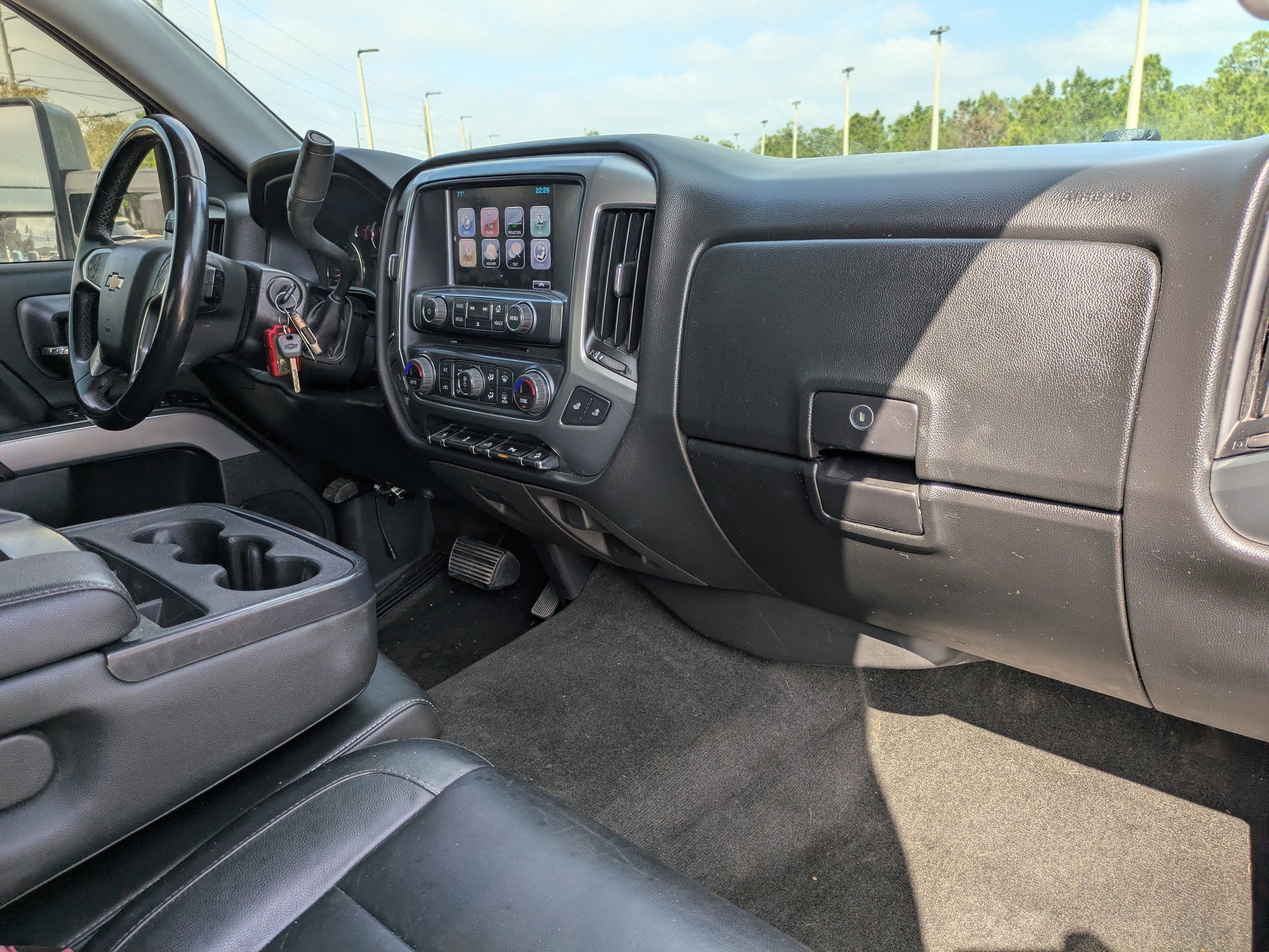Used 2018 Graphite Metallic Chevrolet LT image 12