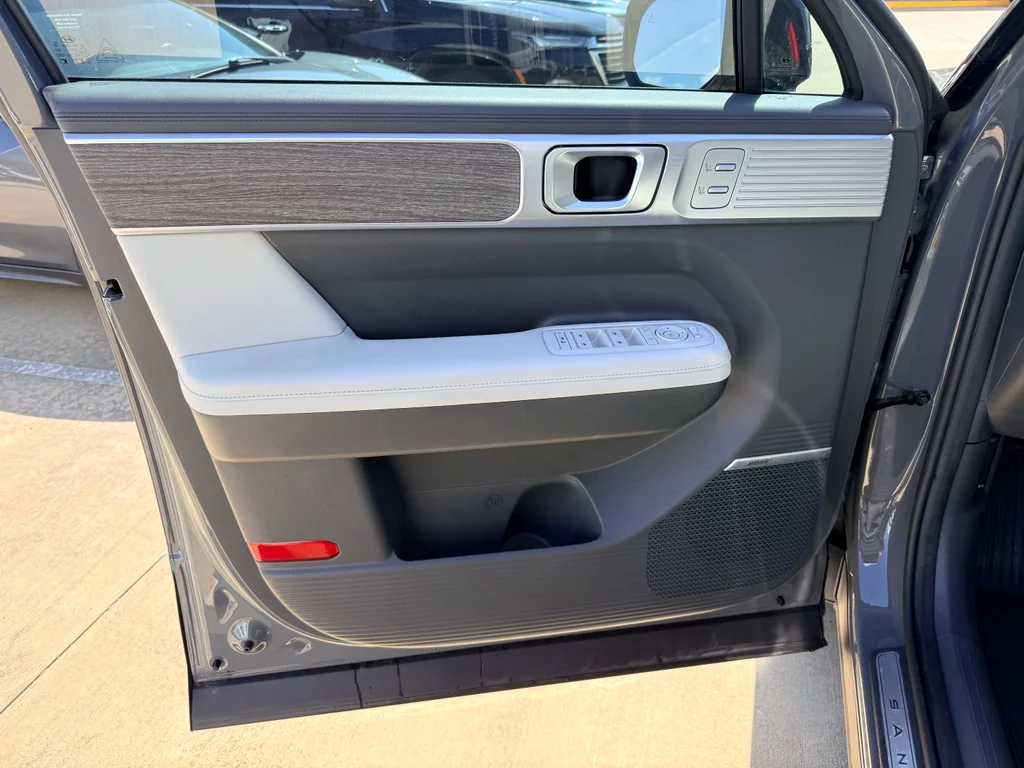Used 2024 Hampton Gray Hyundai Calligraphy image 9