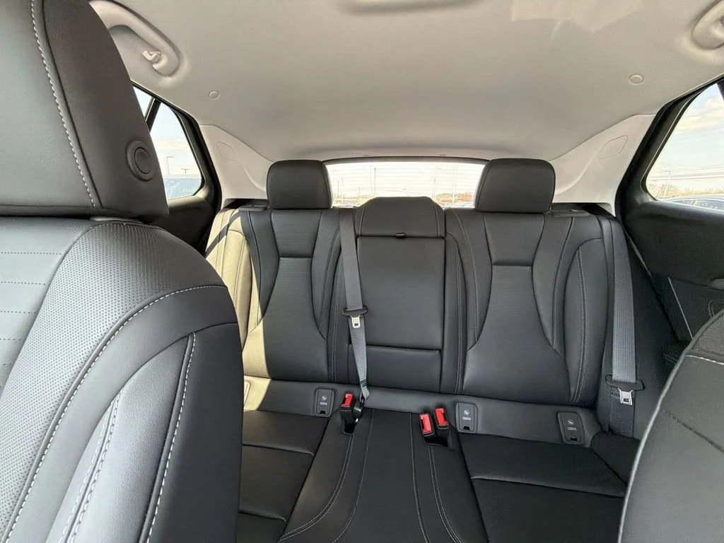New 2026 Summit White Buick Preferred image 21