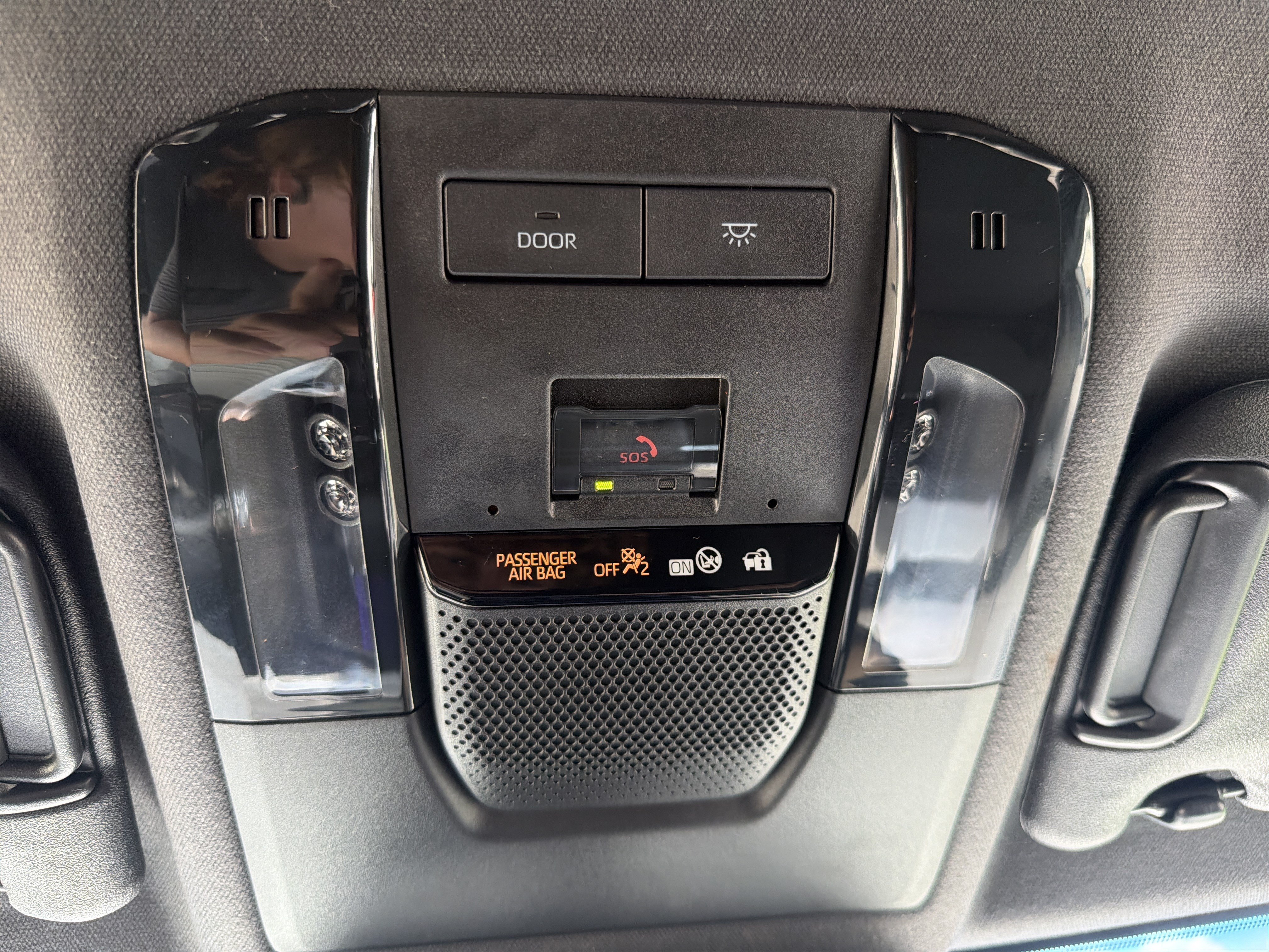 Certified Used 2025 Ice Cap Toyota 1958 image 5