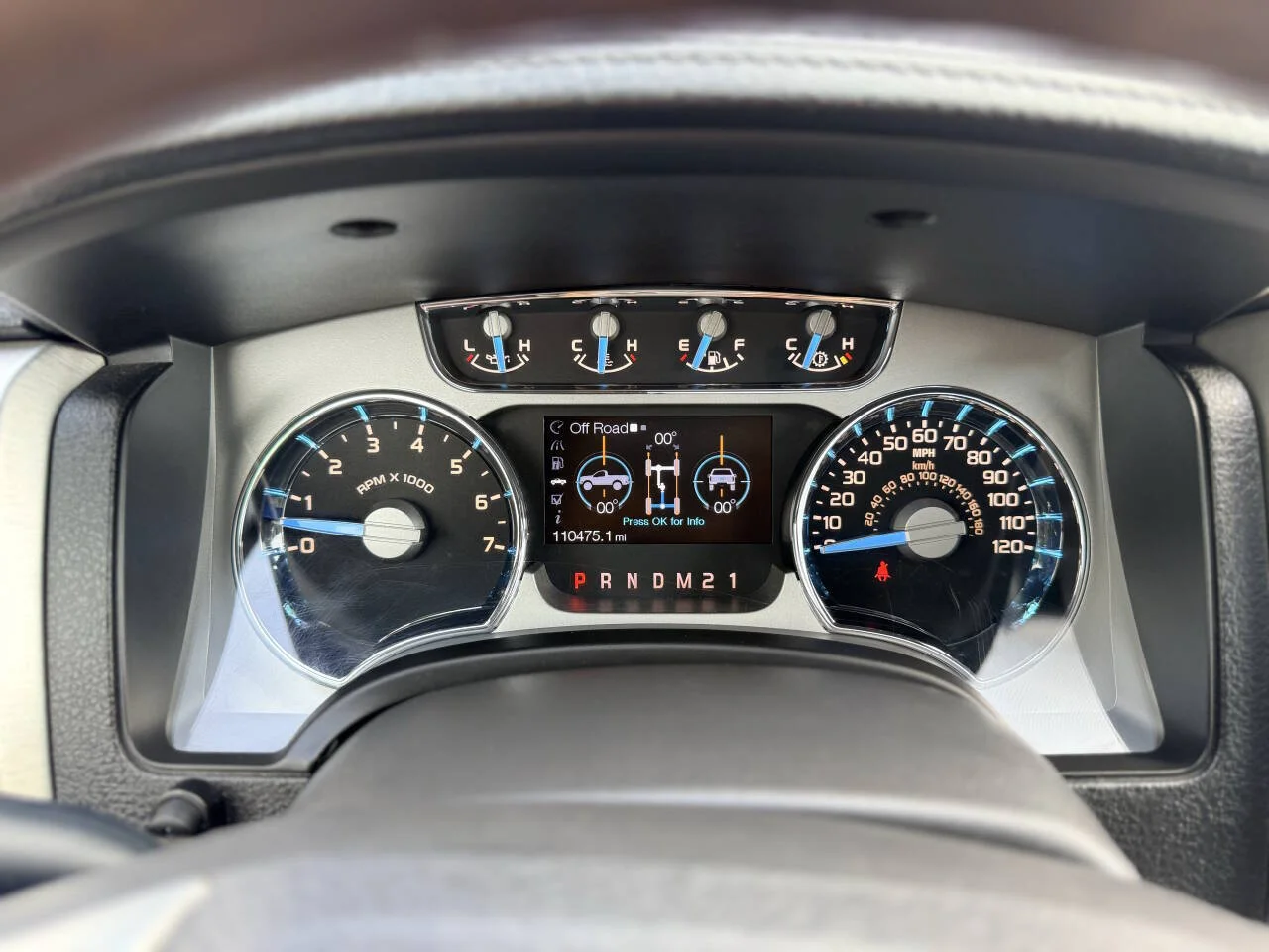 Used 2013 White Ford Platinum 4x4 4dr SuperCrew Styleside 5.5 ft. SB image 22