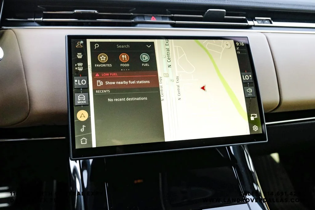 New 2026 Fuji White Land Rover Dynamic SE image 21