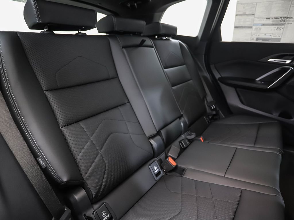 Used 2026 Blue Metallic BMW xDrive28i image 27