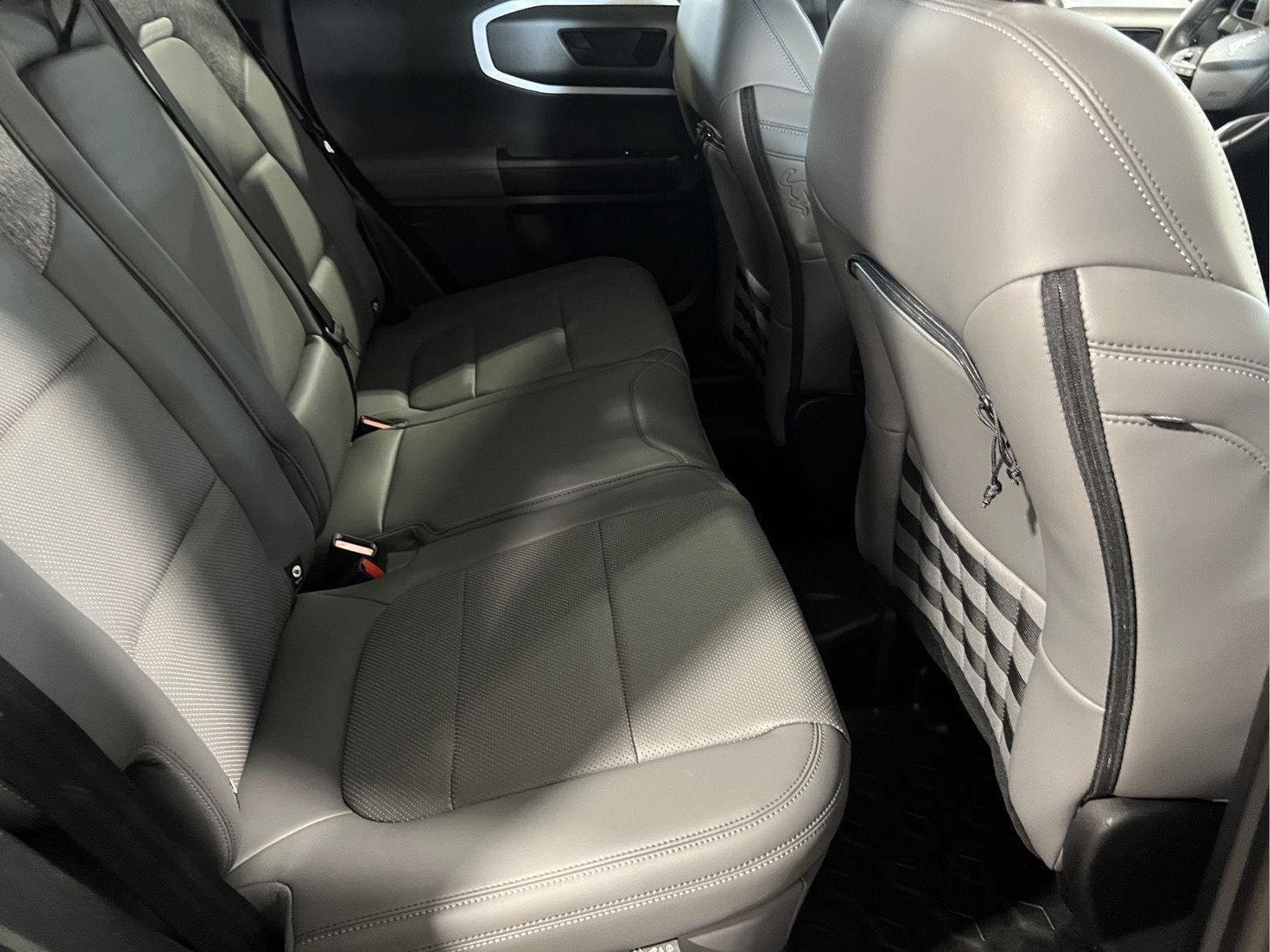 New 2026 Oxford White Ford Badlands® image 18