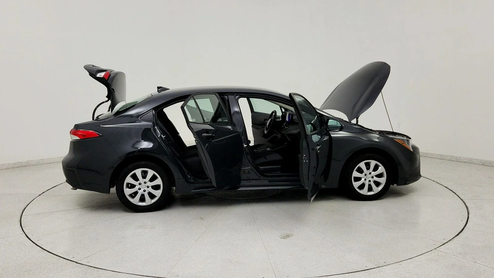 Used 2025  Toyota LE image 14