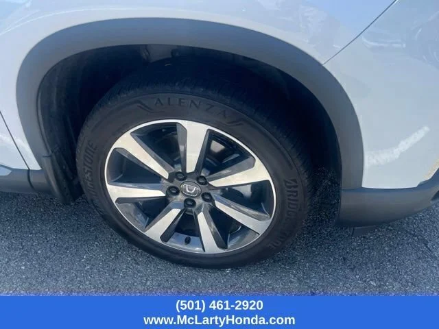 Certified Used 2024 Platinum White Pearl Honda Touring image 29