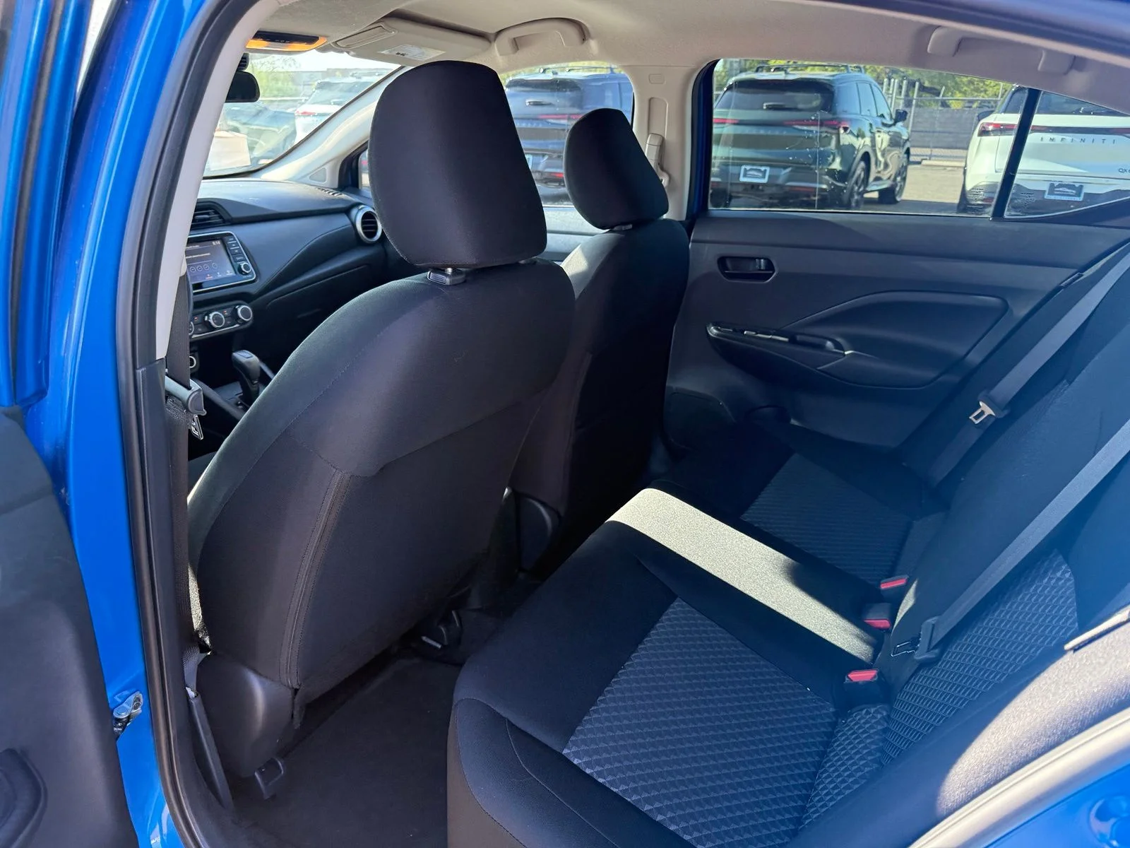 Used 2024 Electric Blue Metallic Nissan 1.6 S image 10