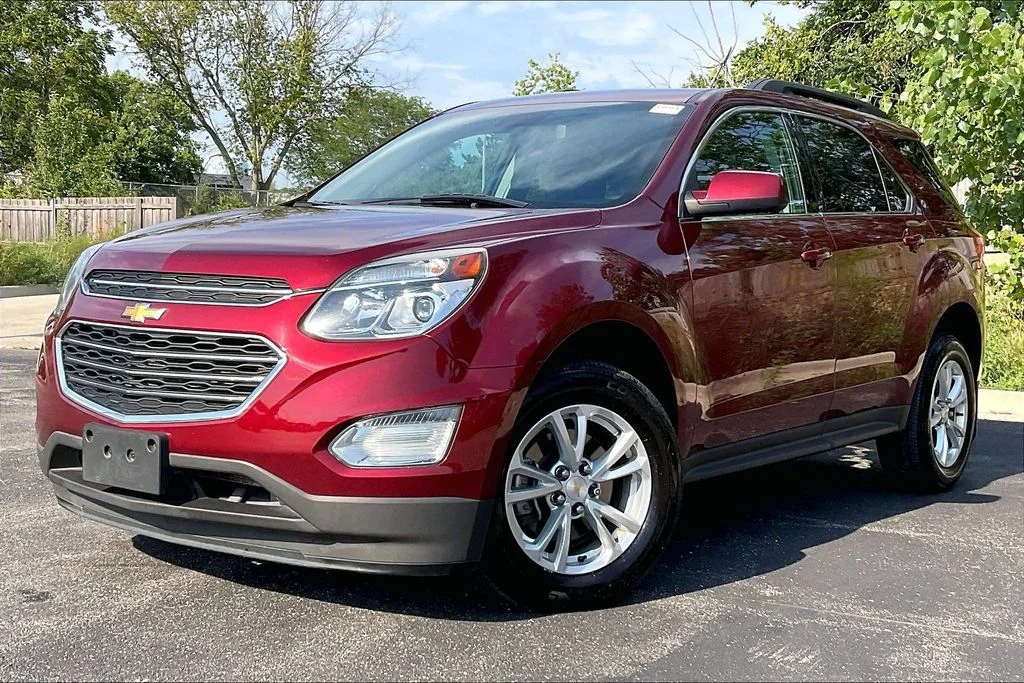Used 2017 Red Chevrolet LT image 12