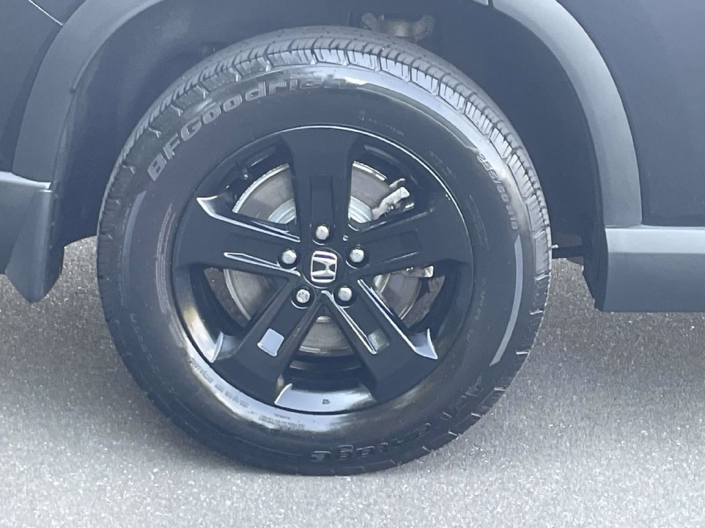 Used 2023  Honda LX image 7