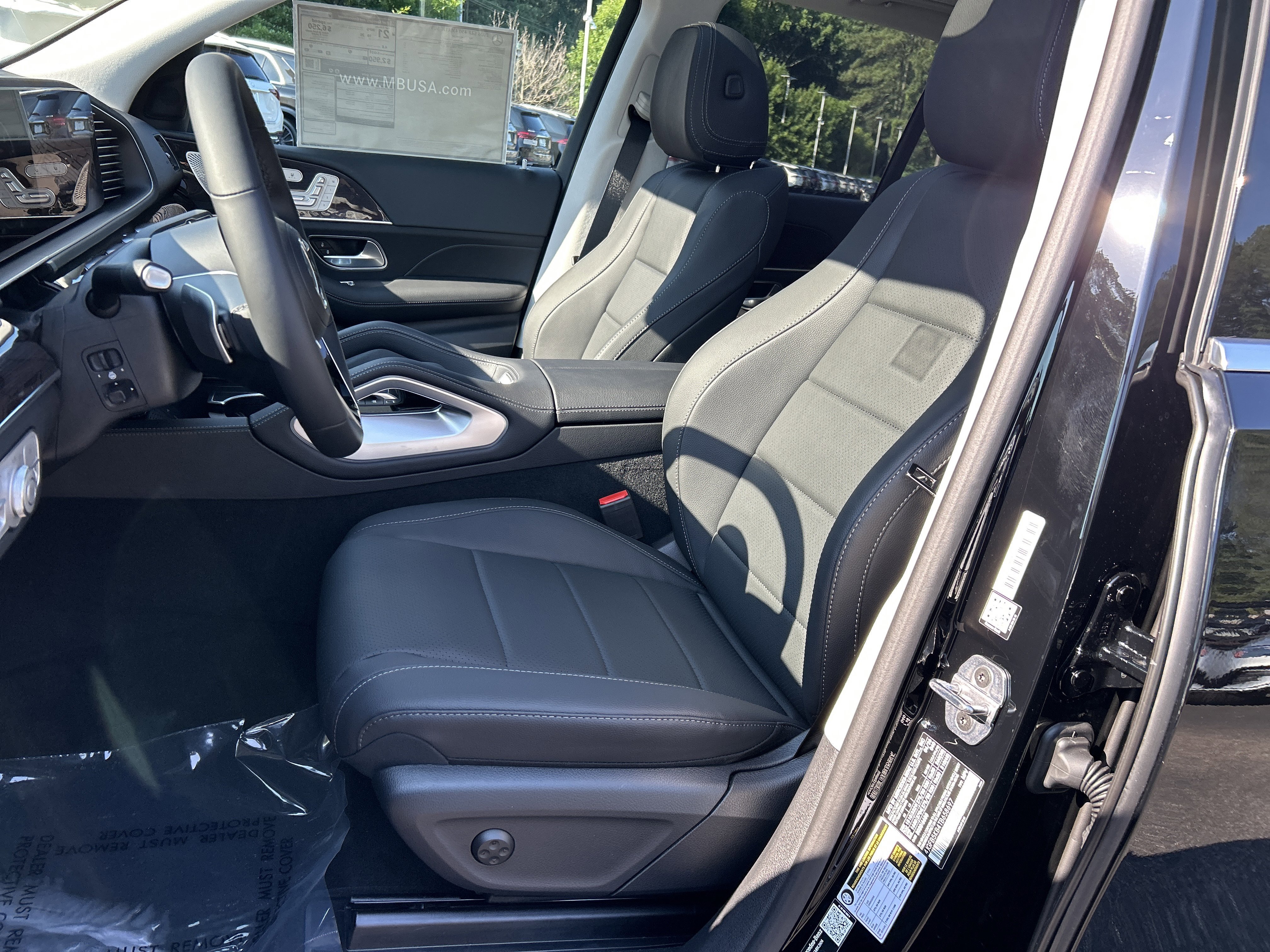 New 2026 Black Mercedes-Benz GLE 450 4MATIC® SUV image 19
