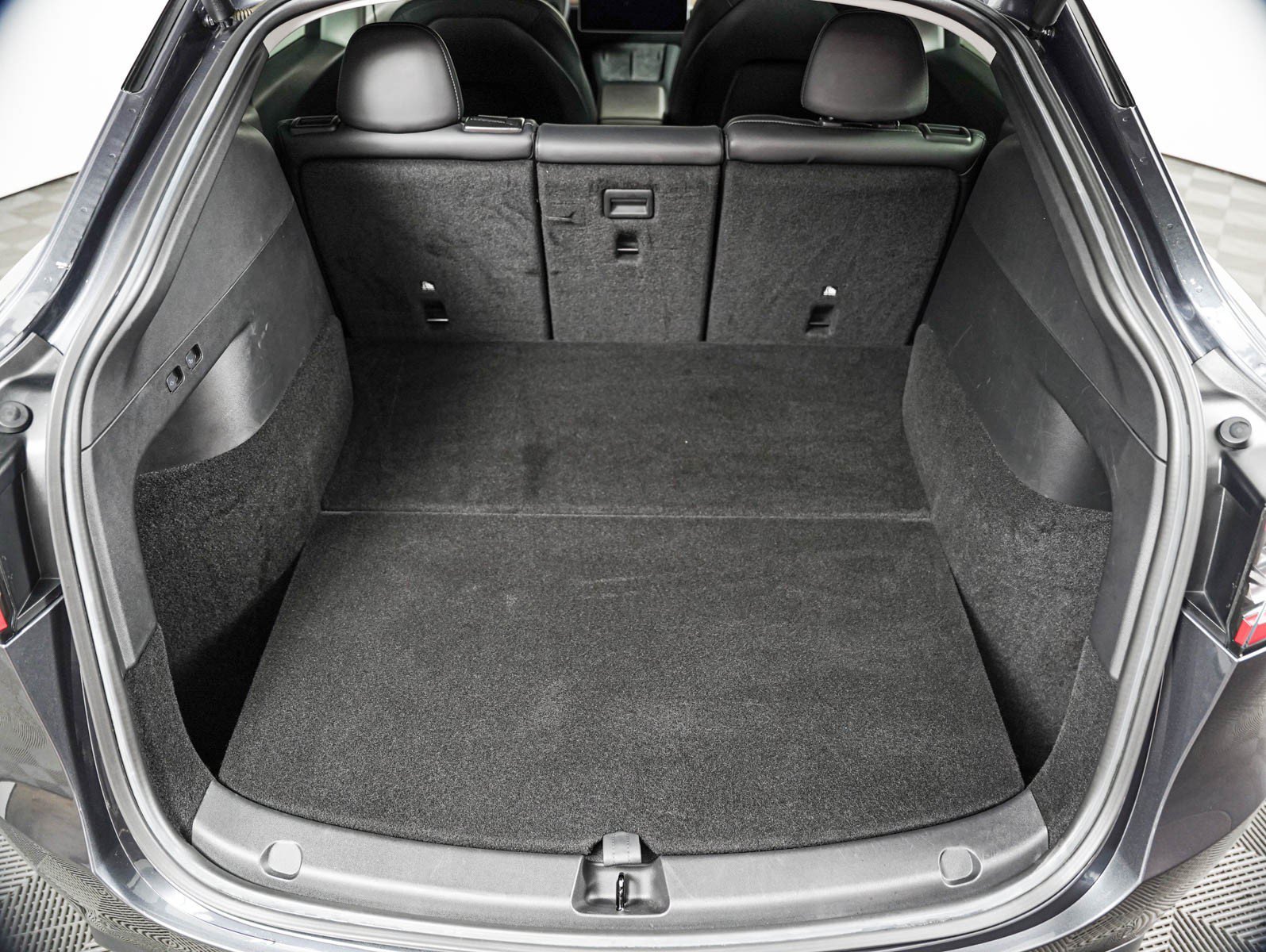 Used 2021 Gray Tesla Performance image 5
