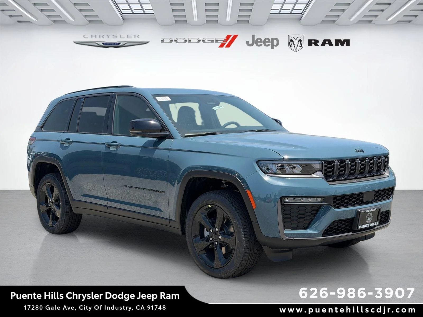 New 2026 Steel Blue Exterior Paint Jeep LIMI image 1