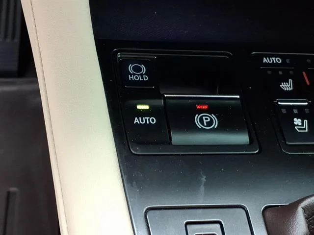 Used 2019 Satin Cashmere Metallic Lexus Base image 13