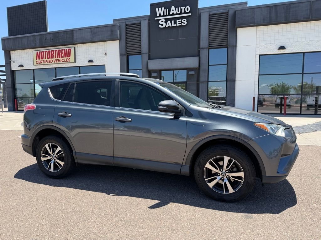 Used 2017 Gray Toyota XLE image 2