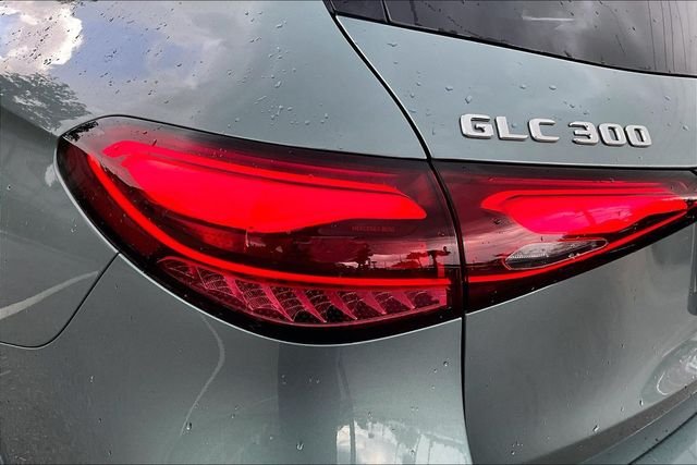 2025 Mercedes-Benz GLC Base - Photo 13