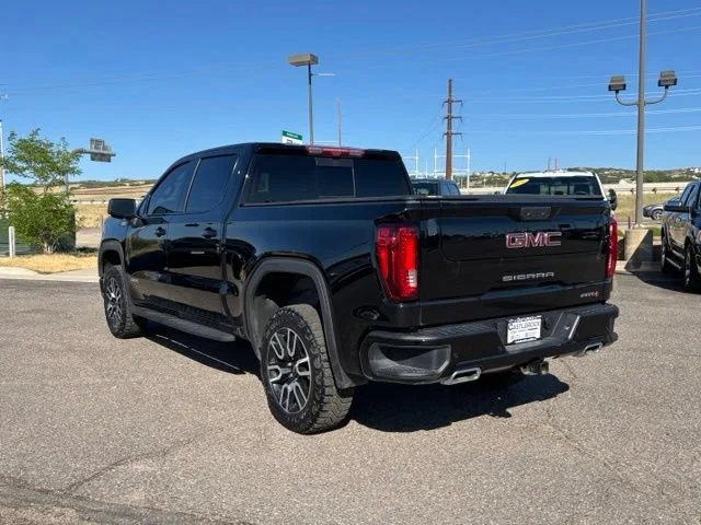 Used 2025 Onyx Black GMC AT4 image 3