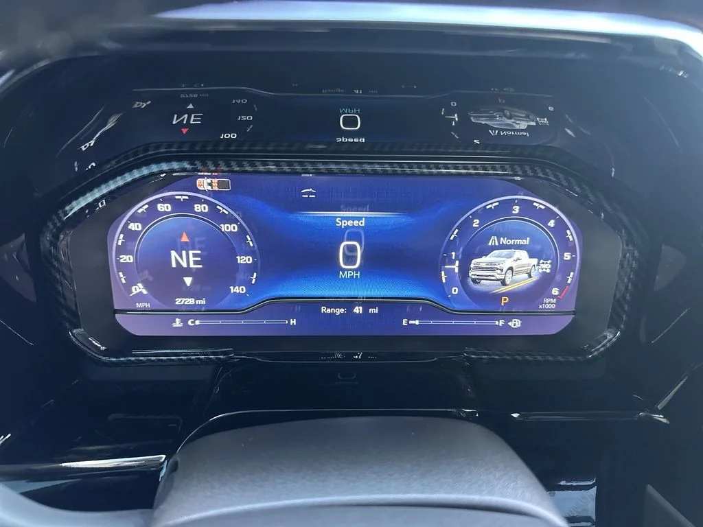 Used 2025 Blue Chevrolet RST image 15