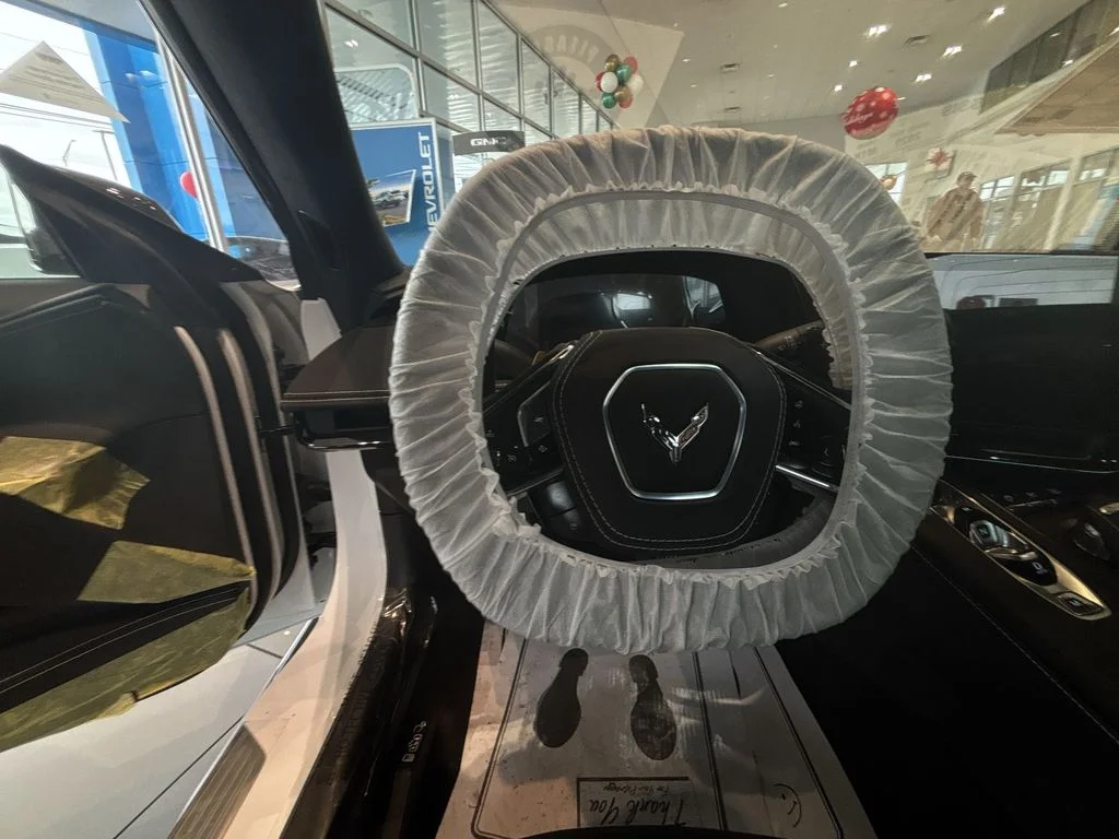 Used 2025 White Chevrolet ZR1 image 20