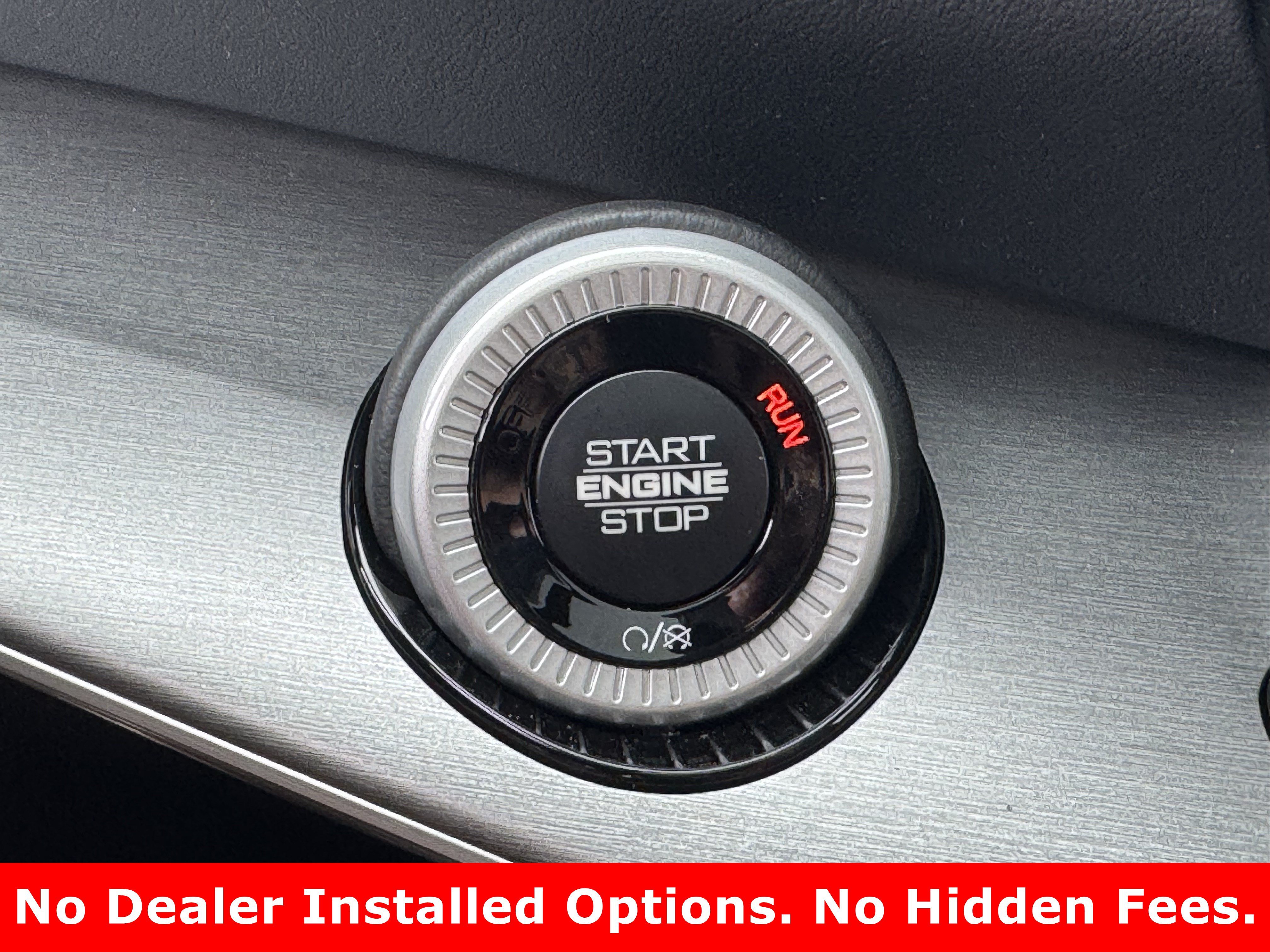 New 2026 Baltic-Gray Metallic Clear-Coat Exterior Paint Jeep Limited Reserve image 16