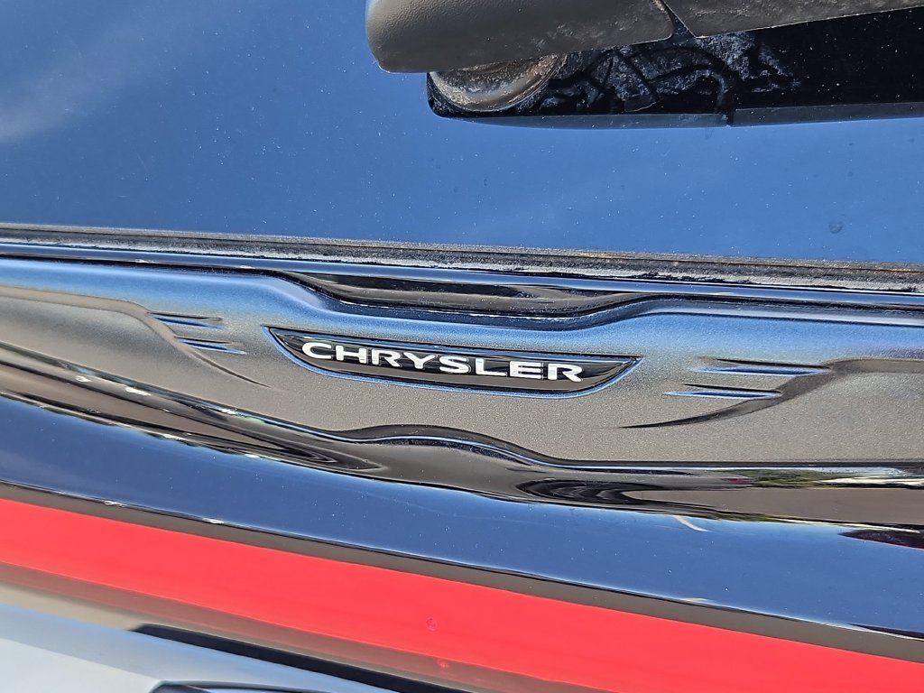 2026 Chrysler Pacifica Select - Photo 25