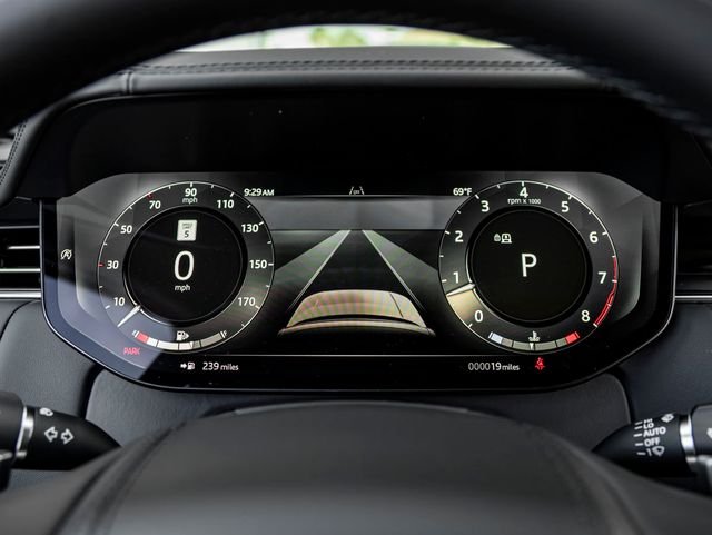 New 2026 Carpathian Grey Land Rover SE image 17