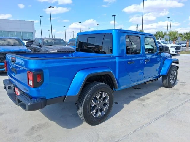 New 2026 Hydro Blue Pearl-Coat Exterior Paint Jeep Sahara image 7