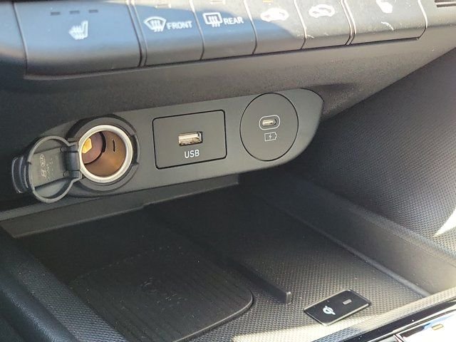 2025 Hyundai Elantra N - Photo 26