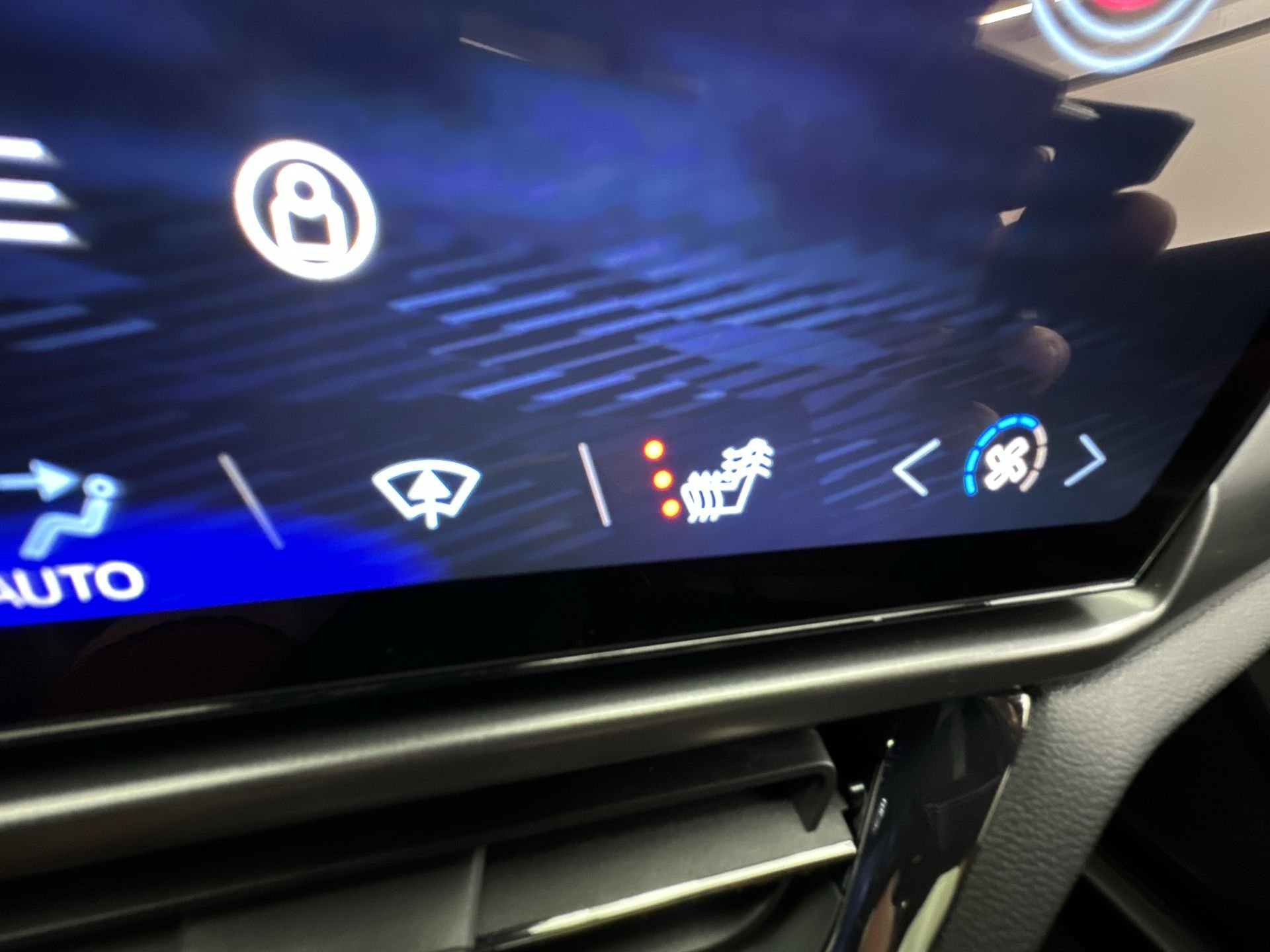 2025 Chevrolet Equinox EV RS - Photo 72
